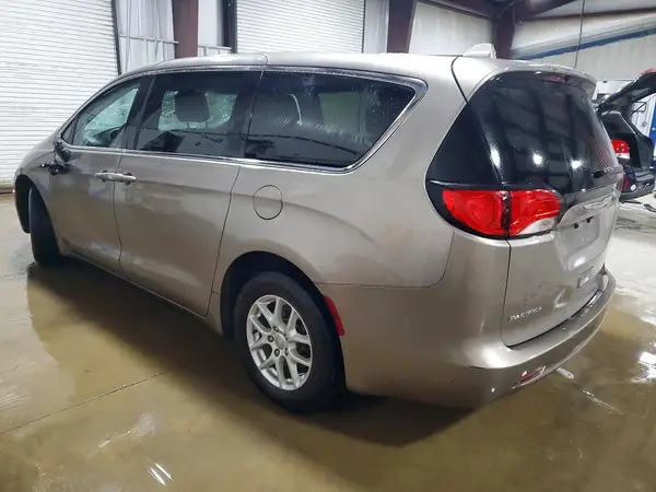 2C4RC1CG4HR578231 2017 CHRYSLER PACIFICA - Image 2