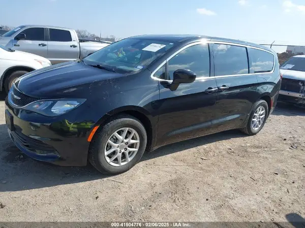 2C4RC1CG4HR579735 2017 CHRYSLER PACIFICA - Image 2