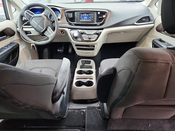 2C4RC1CG4HR683089 2017 CHRYSLER PACIFICA - Image 8