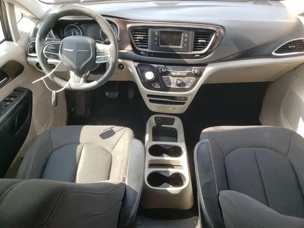 2C4RC1CG4HR705057 2017 CHRYSLER PACIFICA - Image 8