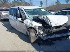 2C4RC1CG4HR796444 2017 CHRYSLER PACIFICA