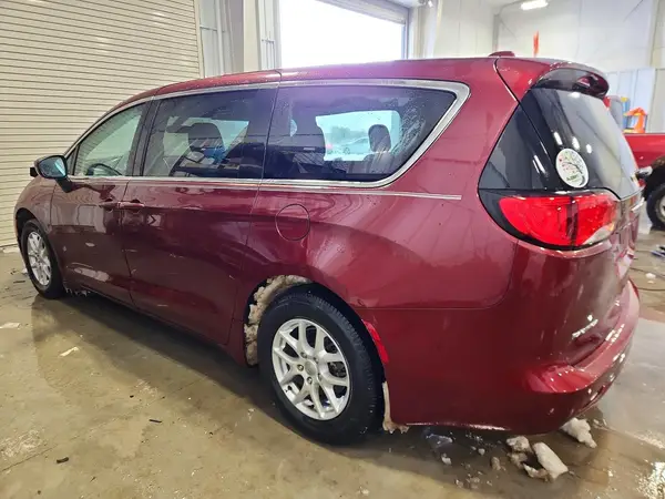 2C4RC1CG4JR130061 2018 CHRYSLER PACIFICA - Image 2