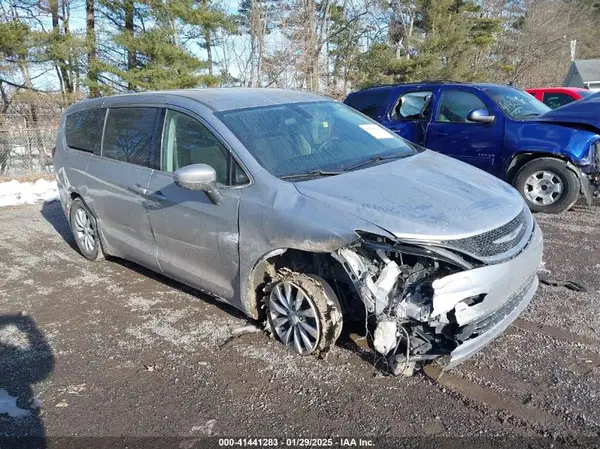 2C4RC1CG4JR171225 2018 CHRYSLER PACIFICA - Image 1