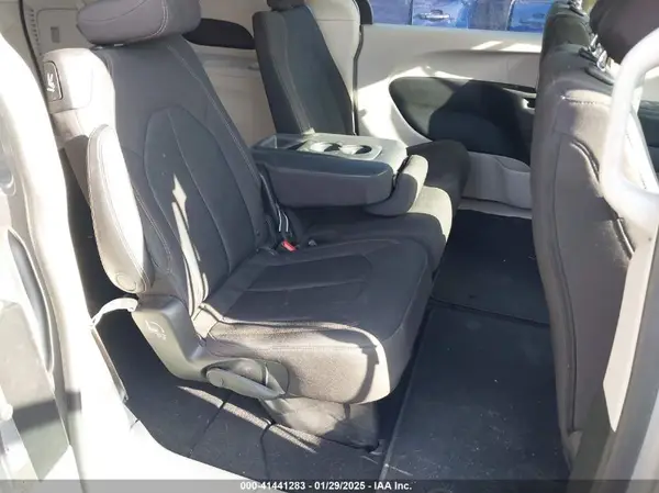 2C4RC1CG4JR171225 2018 CHRYSLER PACIFICA - Image 8