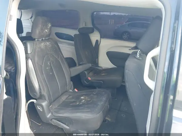 2C4RC1CG5HR520418 2017 CHRYSLER PACIFICA - Image 8