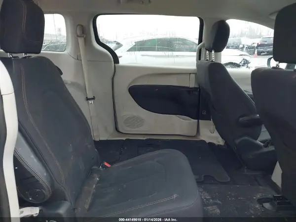 2C4RC1CG5HR529393 2017 CHRYSLER PACIFICA - Image 8