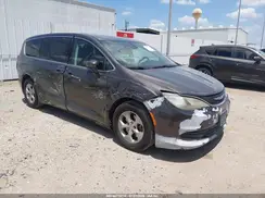 2C4RC1CG5HR608627 2017 CHRYSLER PACIFICA