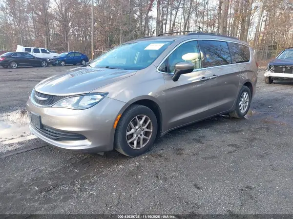 2C4RC1CG5HR638372 2017 CHRYSLER PACIFICA - Image 2