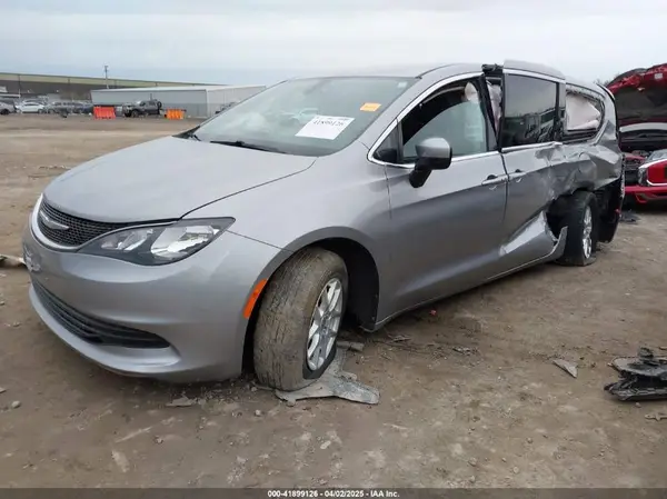 2C4RC1CG5HR661361 2017 CHRYSLER PACIFICA - Image 2