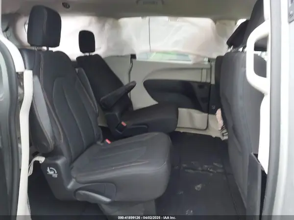 2C4RC1CG5HR661361 2017 CHRYSLER PACIFICA - Image 8