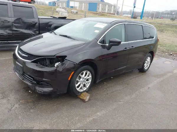 2C4RC1CG5JR101653 2018 CHRYSLER PACIFICA - Image 2