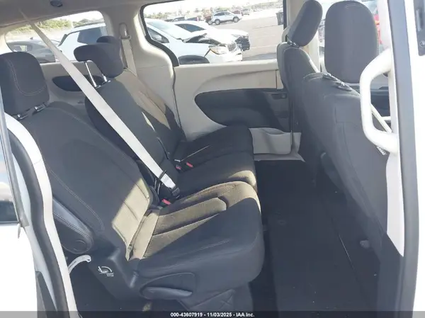 2C4RC1CG5JR113382 2018 CHRYSLER PACIFICA - Image 8