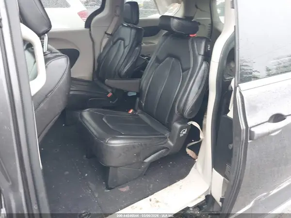 2C4RC1CG5JR252251 2018 CHRYSLER PACIFICA - Image 8