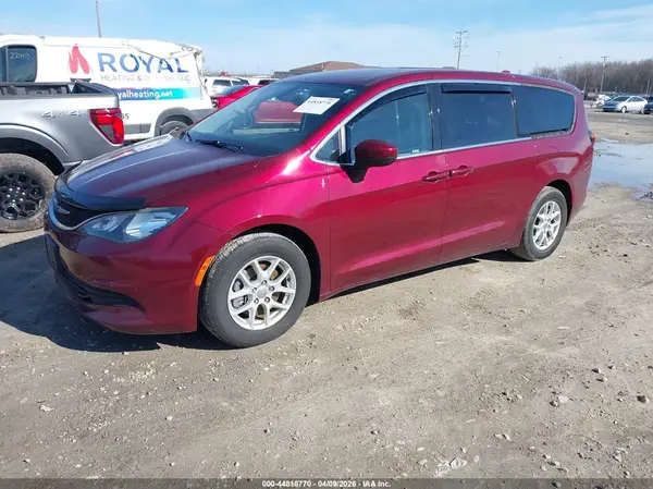 2C4RC1CG6HR611195 2017 CHRYSLER PACIFICA - Image 2