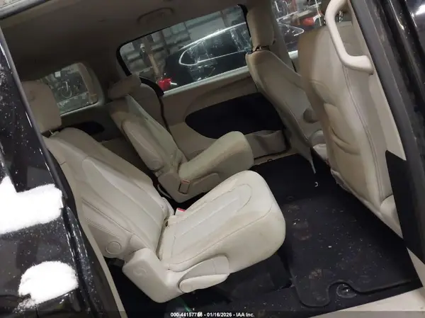 2C4RC1CG6HR645136 2017 CHRYSLER PACIFICA - Image 8