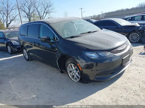 2C4RC1CG6HR657304 2017 CHRYSLER PACIFICA - Image 1