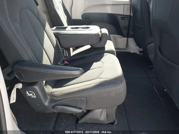 2C4RC1CG6HR657304 2017 CHRYSLER PACIFICA - Image 8