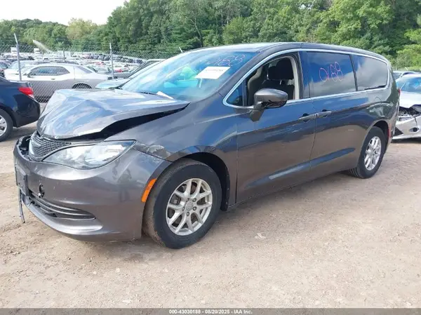 2C4RC1CG6HR739209 2017 CHRYSLER PACIFICA - Image 2