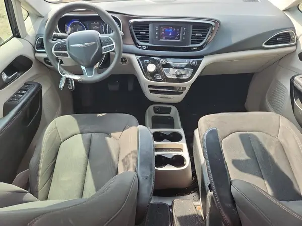 2C4RC1CG6HR770007 2017 CHRYSLER PACIFICA - Image 8