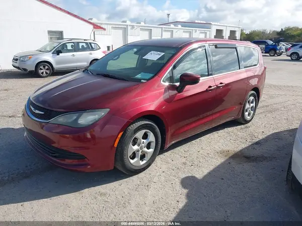 2C4RC1CG7HR529301 2017 CHRYSLER PACIFICA - Image 2