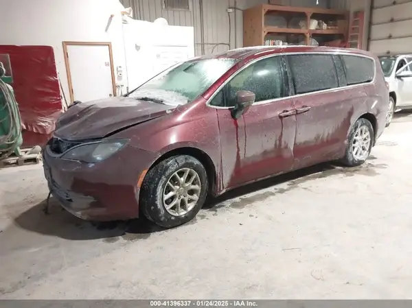 2C4RC1CG7HR594150 2017 CHRYSLER PACIFICA - Image 2