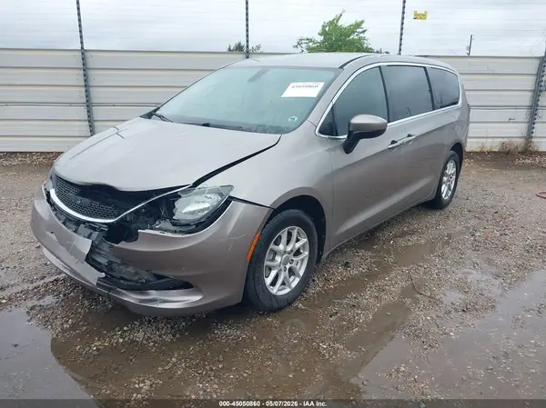 2C4RC1CG7HR622027 2017 CHRYSLER PACIFICA - Image 2