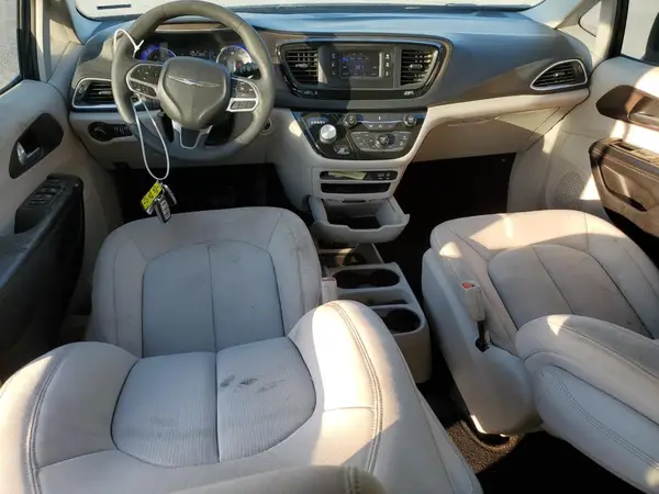 2C4RC1CG7HR638230 2017 CHRYSLER PACIFICA - Image 8