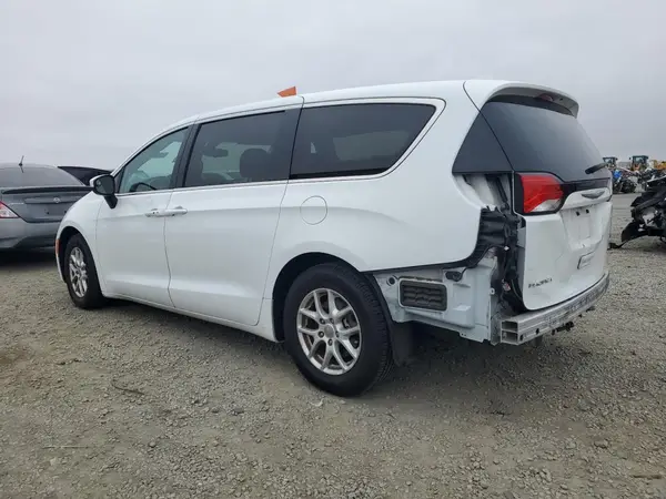 2C4RC1CG7HR744628 2017 CHRYSLER PACIFICA - Image 2