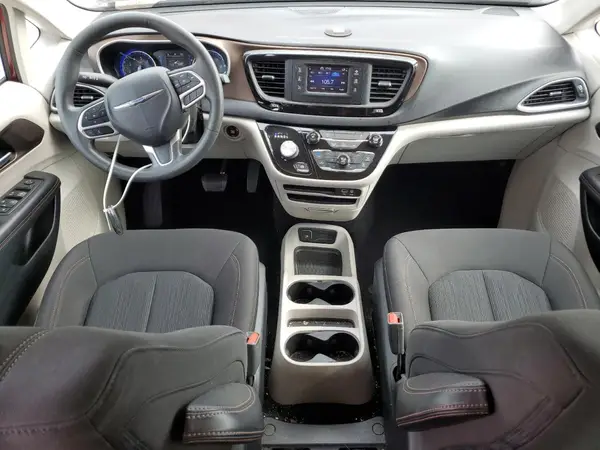 2C4RC1CG7HR823765 2017 CHRYSLER PACIFICA - Image 8