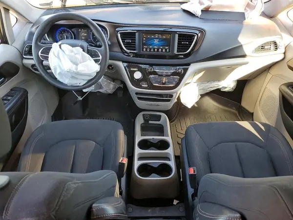 2C4RC1CG7JR273019 2018 CHRYSLER PACIFICA - Image 8