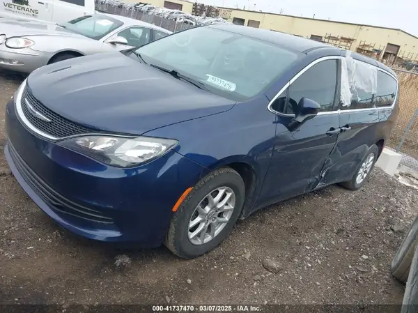 2C4RC1CG7KR698323 2019 CHRYSLER PACIFICA - Image 2