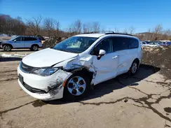 2C4RC1CG8HR609478 2017 CHRYSLER PACIFICA