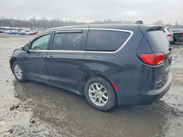 2C4RC1CG8HR610856 2017 CHRYSLER PACIFICA - Image 2