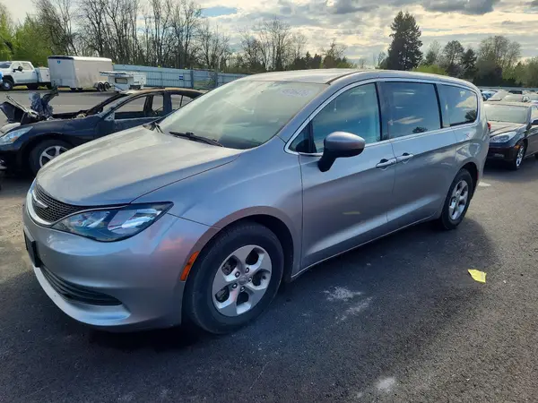 2C4RC1CG8HR628760 2017 CHRYSLER PACIFICA