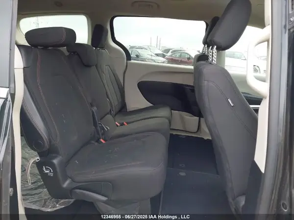 2C4RC1CG8HR689025 2017 CHRYSLER PACIFICA - Image 8