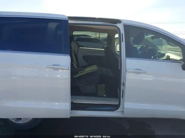 2C4RC1CG8HR788833 2017 CHRYSLER PACIFICA - Image 8