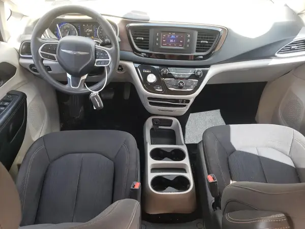 2C4RC1CG8HR824200 2017 CHRYSLER PACIFICA - Image 8