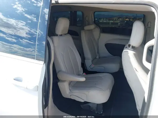 2C4RC1CG9HR505887 2017 CHRYSLER PACIFICA - Image 8