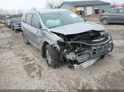 2C4RC1CG9JR130055 2018 CHRYSLER PACIFICA