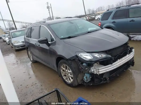 2C4RC1CG9JR158731 2018 CHRYSLER PACIFICA - Image 1