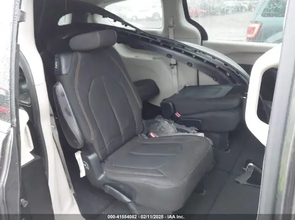 2C4RC1CG9JR158731 2018 CHRYSLER PACIFICA - Image 8