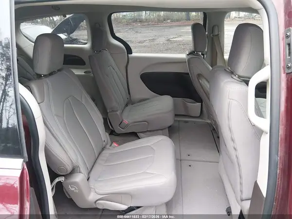 2C4RC1CGXHR515649 2017 CHRYSLER PACIFICA - Image 8
