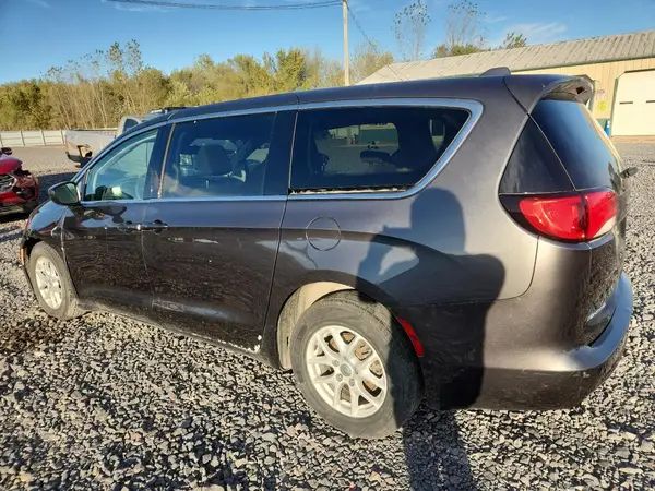 2C4RC1DG0HR502116 2017 CHRYSLER PACIFICA - Image 2