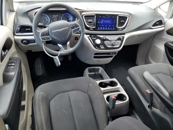 2C4RC1DG0HR516923 2017 CHRYSLER PACIFICA - Image 8