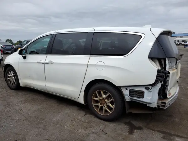 2C4RC1DG0HR519935 2017 CHRYSLER PACIFICA - Image 2