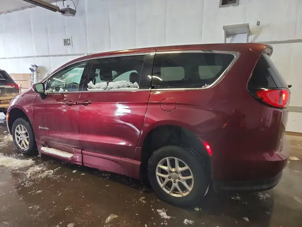 2C4RC1DG0HR522351 2017 CHRYSLER PACIFICA - Image 2