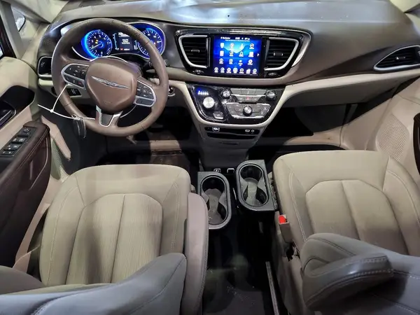 2C4RC1DG0HR522351 2017 CHRYSLER PACIFICA - Image 8