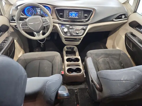 2C4RC1DG0HR536489 2017 CHRYSLER PACIFICA - Image 8