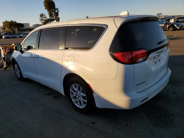 2C4RC1DG0HR571744 2017 CHRYSLER PACIFICA - Image 2