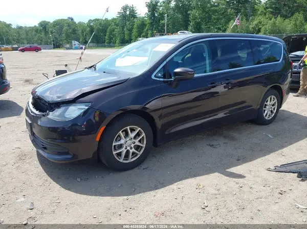 2C4RC1DG0HR588320 2017 CHRYSLER PACIFICA - Image 2